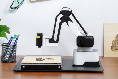Эта модульная роботизированная рука поможет вам в 3D-печати и лазерной гравировке.
