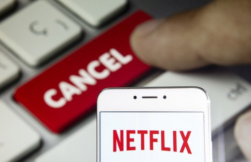 Обречен ли Netflix по мере роста конкуренции или суждено править верхом?
